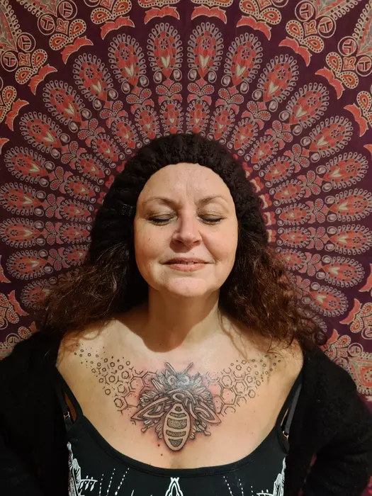 Brust-Mandala – Tattoo von Jula