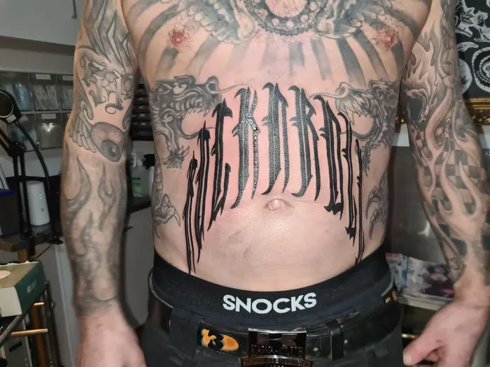 Schriftzug – Tattoo von Tommy